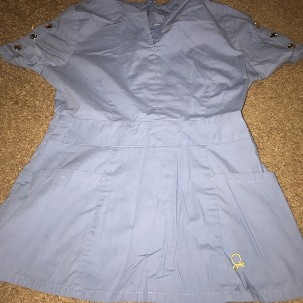 Jaanuu ceil blue scrub set